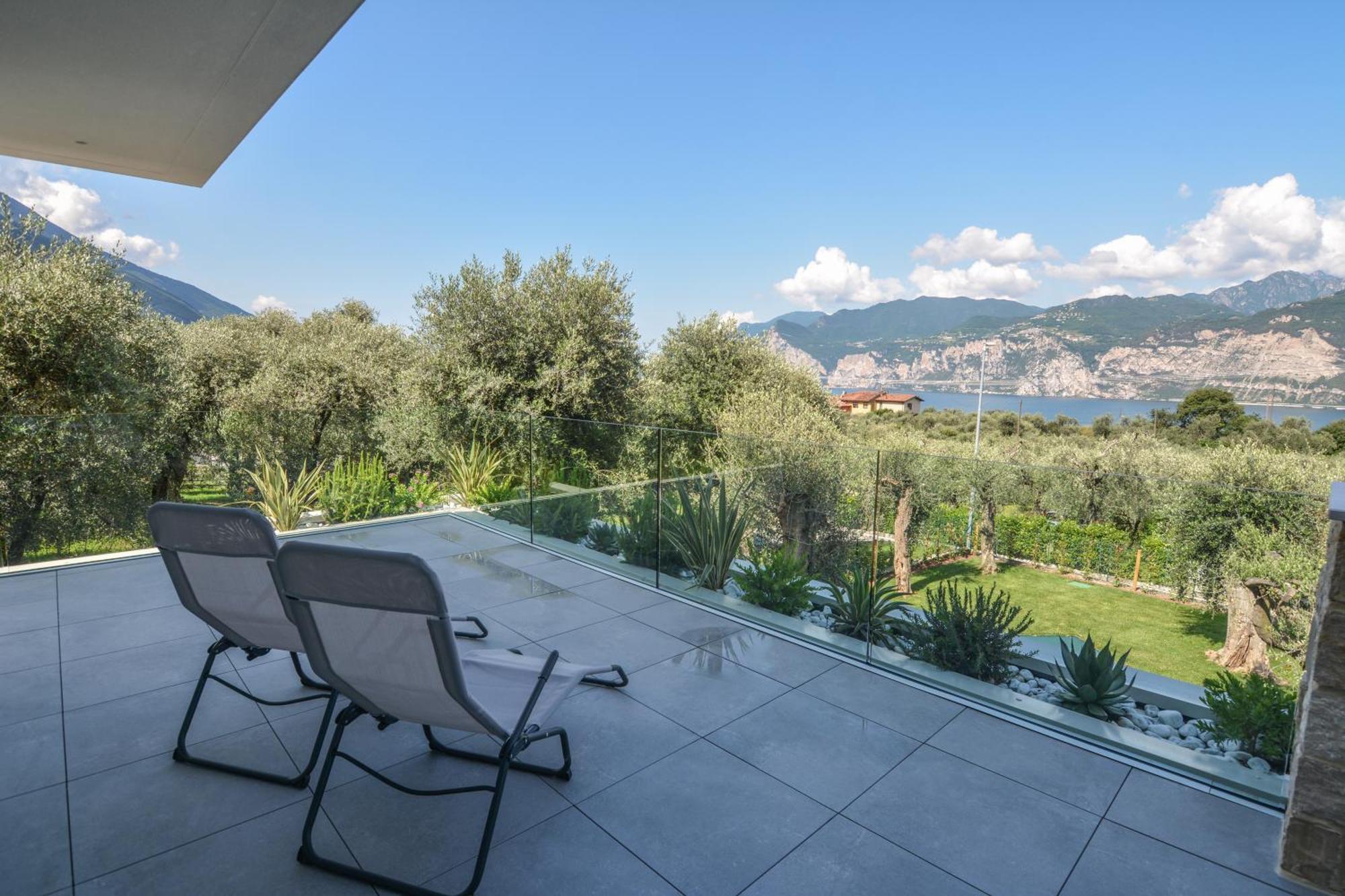Olivo Luxury Apartments Malcesine Dış mekan fotoğraf