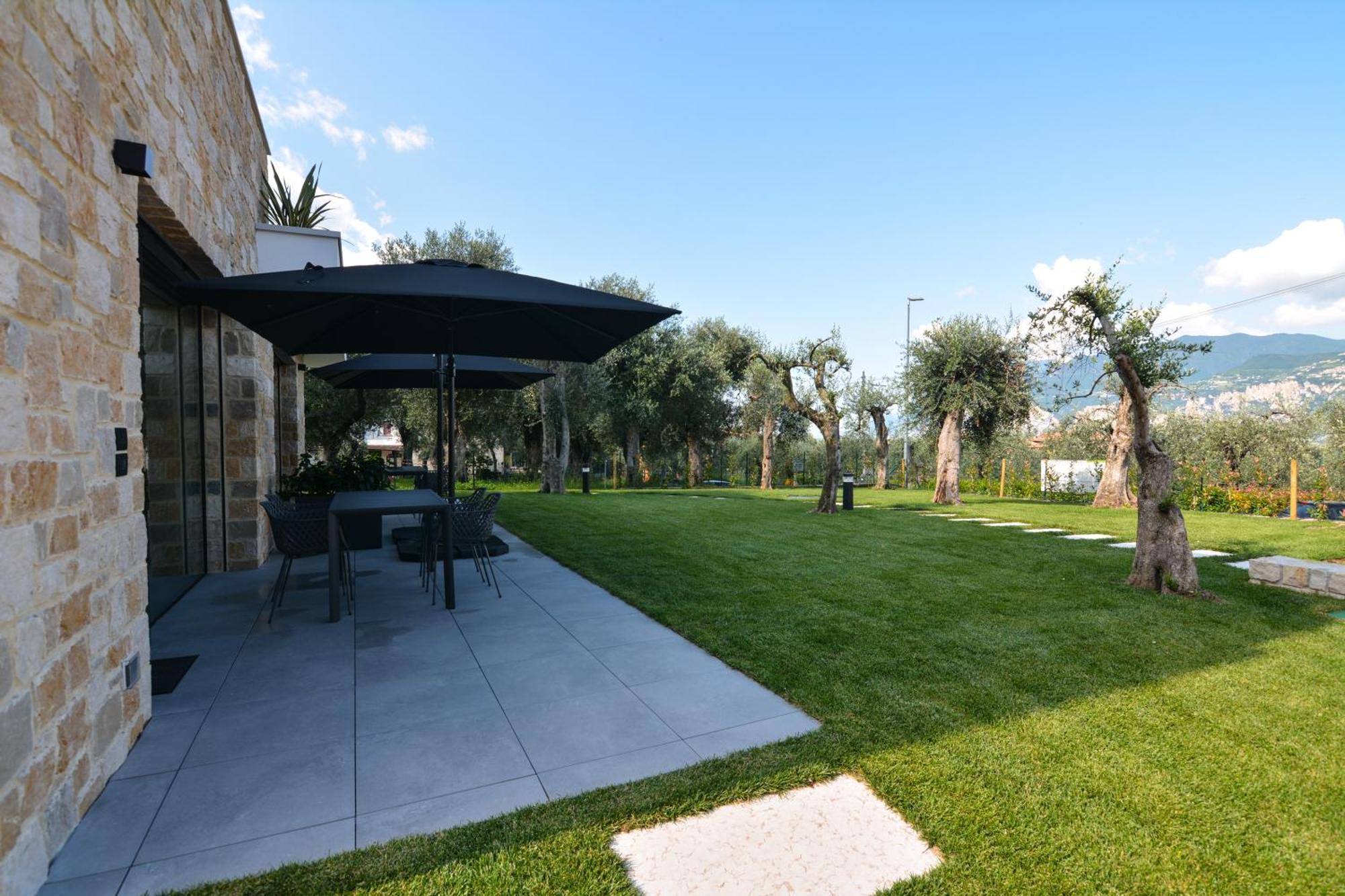 Olivo Luxury Apartments Malcesine Dış mekan fotoğraf